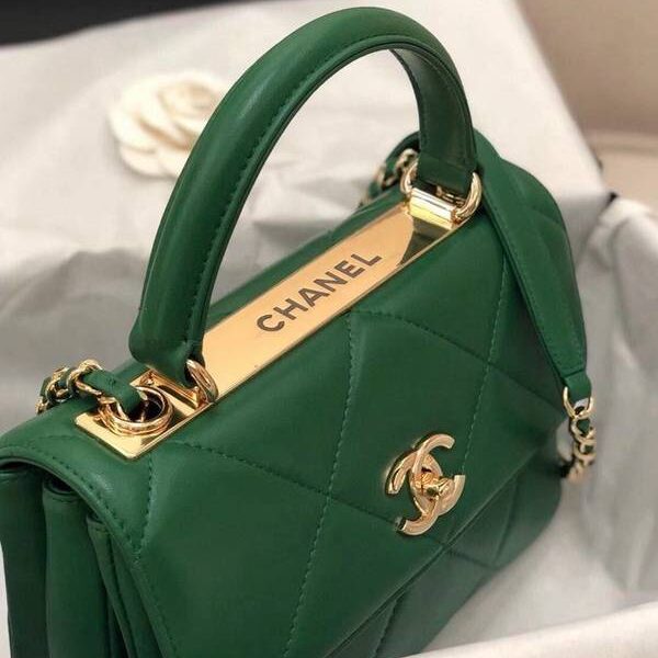世界奢侈品品牌chanel新品原單進口羊皮三明治大菱格斜挎包chb10380