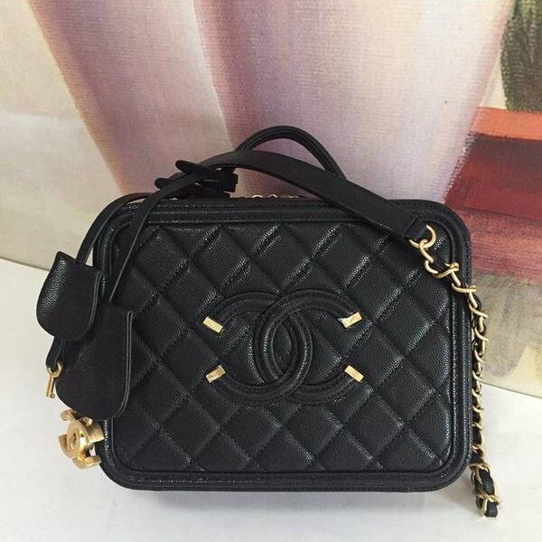 信譽品質第一chanel vanity case93342相機包2019秋冬新款斜挎手提化妝包立體感logo原廠魚子醬chb10394