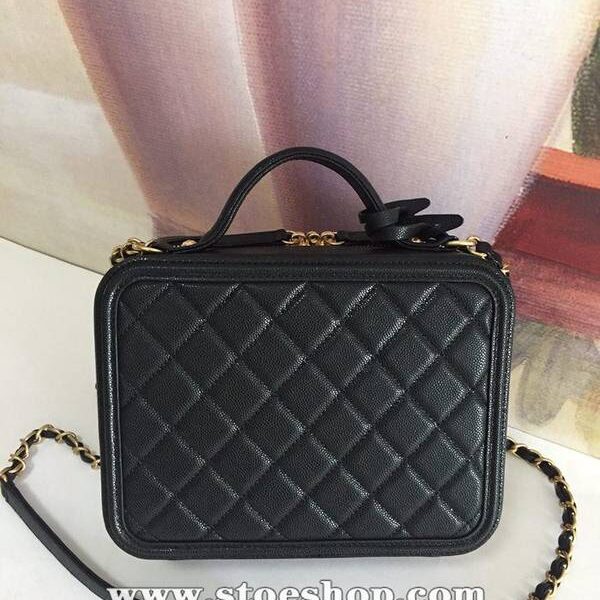 信譽品質第一chanel vanity case93342相機包2019秋冬新款斜挎手提化妝包立體感logo原廠魚子醬chb10394