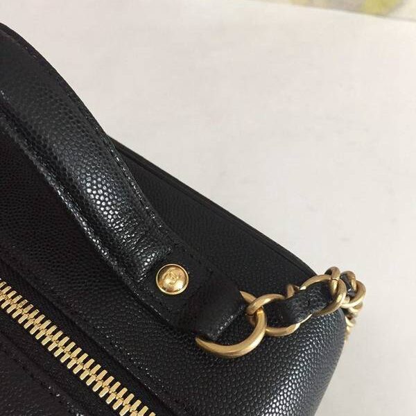 信譽品質第一chanel vanity case93342相機包2019秋冬新款斜挎手提化妝包立體感logo原廠魚子醬chb10394