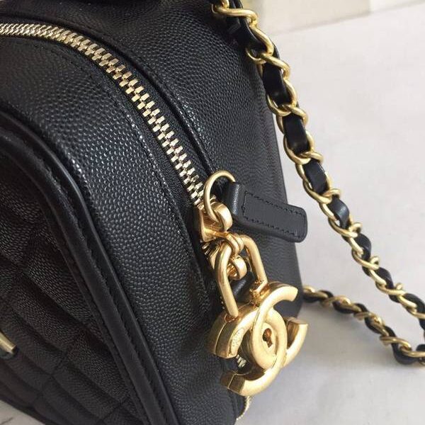 名牌包折扣chanel 93342化妝包立體感logo原廠魚子醬牛皮chb10406