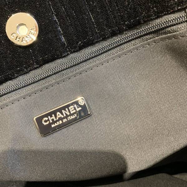 chanel小號單肩斜挎包chanelAS1516:2020早春最新絨布面料購物袋chb10435 9 chanel小號單肩斜挎包chanelAS1516:2020早春最新絨布面料購物袋chb10435
