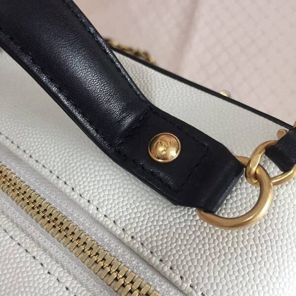 專櫃原單正品品質chanel 93342化妝包立體感logo原廠魚子醬牛皮chb10462