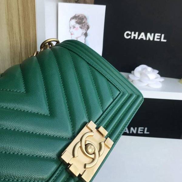 誠實守信服務大V細球紋chanel秋冬爆款67086 leboy系列 V格進口細球紋小牛皮chb10477