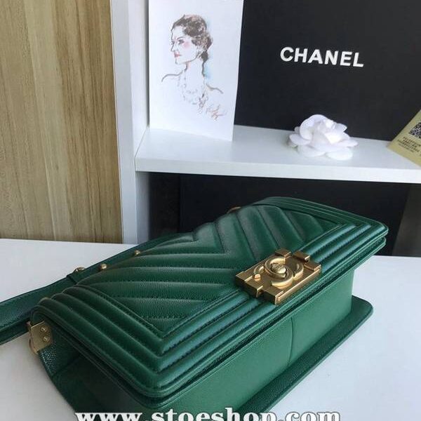 誠實守信服務大V細球紋chanel秋冬爆款67086 leboy系列 V格進口細球紋小牛皮chb10477