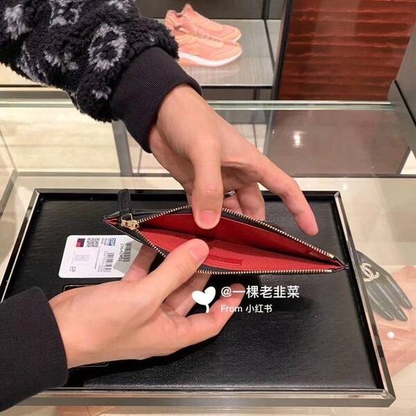 香奈兒包高仿香奈兒新款手機包chb10615