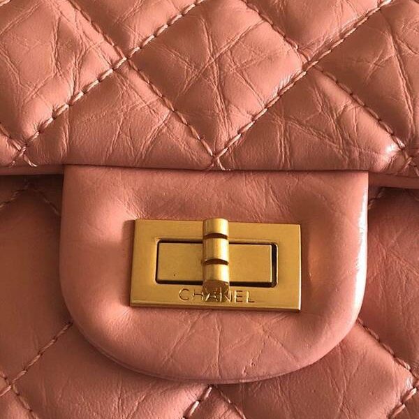 1：1專門店 chanel 粉紅小牛皮 側背包