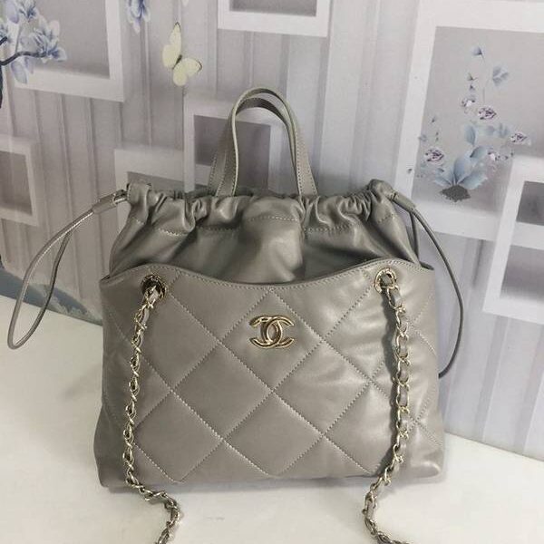 香奈兒竭誠精品chanel2019最新款0985小號購物包義大利進口小羊皮chb10946
