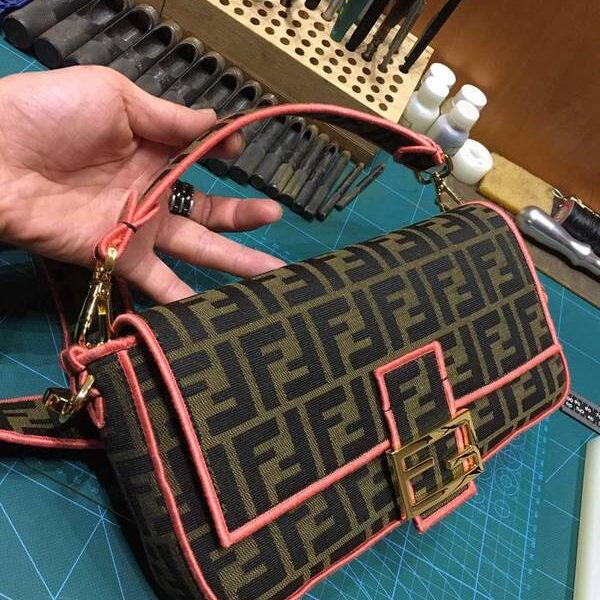 A貨之家 芬迪Fendi 5002 Baguette FF logo 老花系列精品