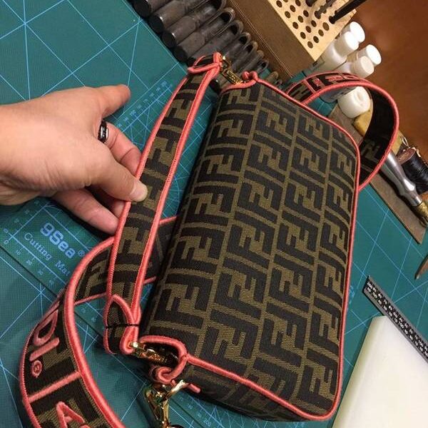 A貨之家 芬迪Fendi 5002 Baguette FF logo 老花系列精品