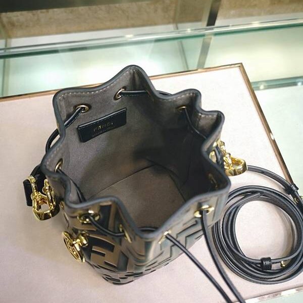 竭誠精品芬迪頂級原單迷你桶包小牛皮fendi-11620