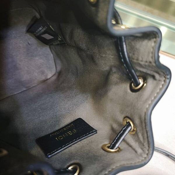 竭誠精品芬迪頂級原單迷你桶包小牛皮fendi-11620