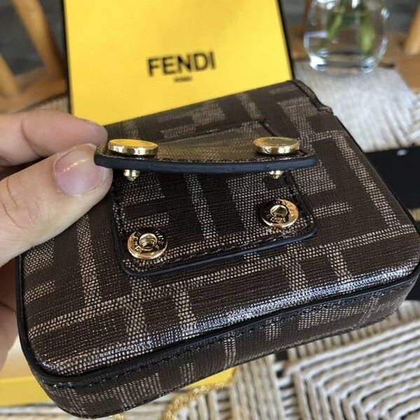 高仿精品批發芬迪頂級原單BAGUETTE手袋Selleria Baguette零錢包腰帶包fendi-11671