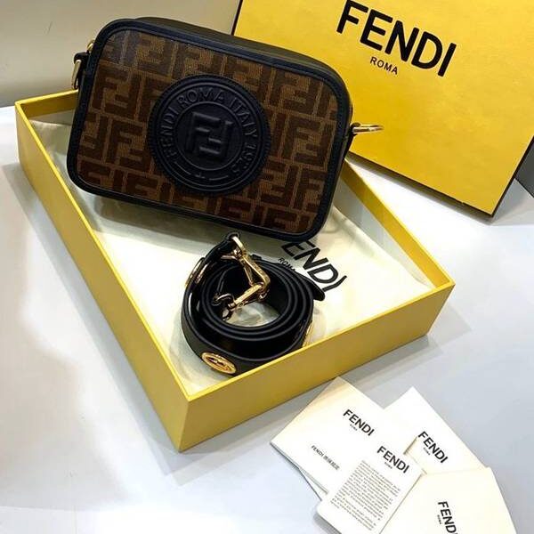 最高等級芬迪頂級原單單肩斜挎包進口小牛皮fendi-11764