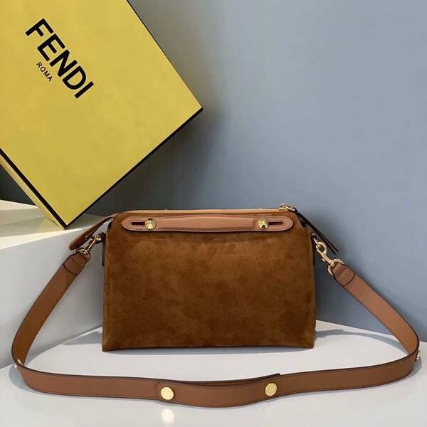原單複製芬迪頂級原單Bytheway柔軟絨小牛皮fendi-11829