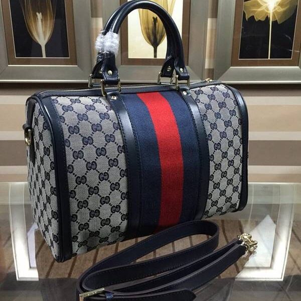 竭誠精品GUCCI古奇十年打造專業GUCCI市場頂級獨家控貨專櫃品質進口牛皮，原廠五金247205ydgu10759