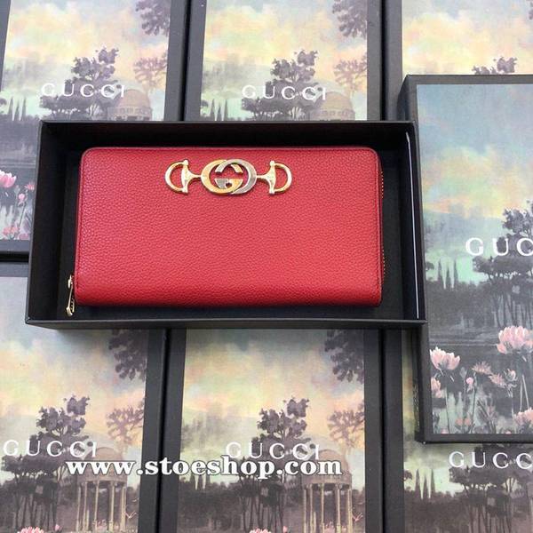 高仿精品批發2019新款Zumi系列採用粒面皮革精心打造，飾有互扣式G馬銜扣，做工精細。570661大紅。ydgu10878