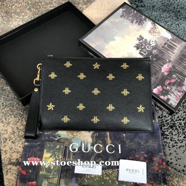 頂級原單GG原單新款手包專櫃同步GDBee Star Pouch 蜜蜂星星印花手包Gucci蜜蜂源自70年代典藏設計的歷史性標誌搭配精美的星星圖案495066，黑皮ydgu11295