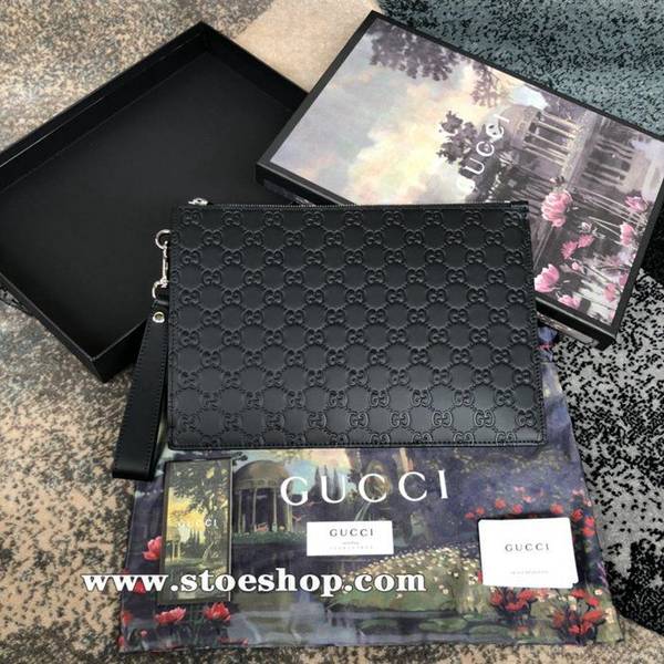高仿包包批發gucci原單圖案已成為品牌標誌之一，採用進口牛皮，簡單大氣，超大容量，非常實用，可拆卸義大利皮制腕帶！內裏側面底部均頂級牛皮製作而成473950，黑壓花皮ydgu11298
