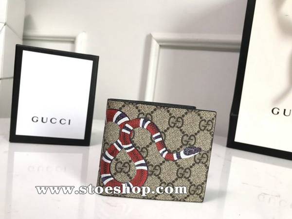 原單複製gucci頂級貨品 專櫃同步,高仿名牌!雙折皮夾,中央裝飾印花 為Alessandro Michele的標誌性細節之一,此款雙折皮夾採用進口頭層牛皮以及GG高級人造革精製而成451268ydgu11488 2 原單複製gucci頂級貨品 專櫃同步,高仿名牌!雙折皮夾,中央裝飾印花 為Alessandro Michele的標誌性細節之一,此款雙折皮夾採用進口頭層牛皮以及GG高級人造革精製而成451268ydgu11488