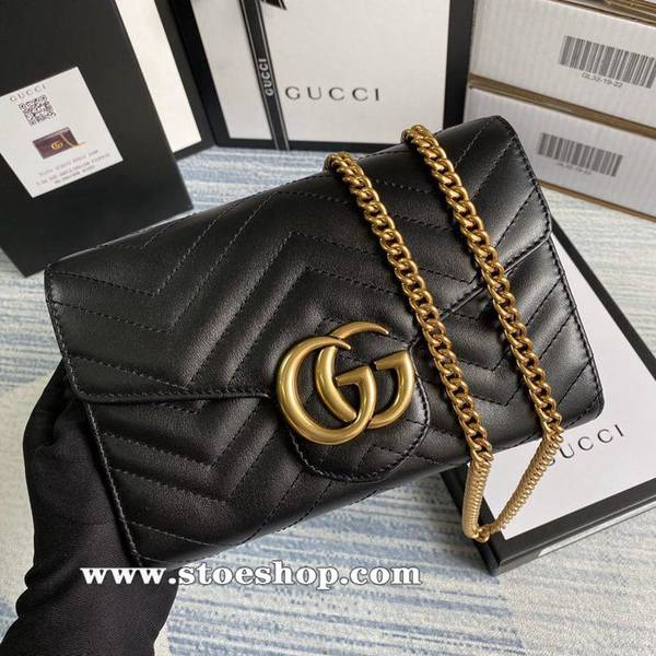 高仿精品GG marmont 原廠皮系列鏈條小包採用進口絎縫打造配以人形紋設計背面配以GG標誌義大利進口小牛皮搭配進口復古金色金屬配件。可單肩斜挎手拿，474575ydgu11808