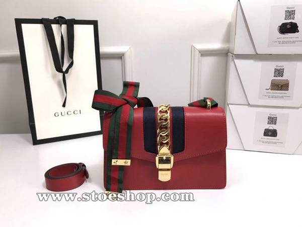 原單a貨gucci新款。市場頂級獨家控貨專櫃品質進口牛皮，原廠五金421882黑色。ydgu11937