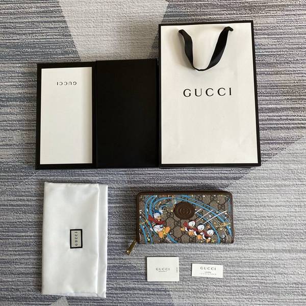 高仿包包批發晶片版迪士尼動畫角色繼續為品牌的美學理念注入豐富靈感647940.5cm。棕皮唐老鴨PVCydgu12269 9 高仿包包批發晶片版迪士尼動畫角色繼續為品牌的美學理念注入豐富靈感647940.5cm。棕皮唐老鴨PVCydgu12269