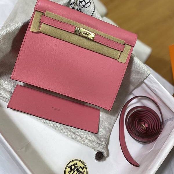 奢侈品高仿愛馬仕Kelly danse 22cm evercolor Rose azalee 8W 唇膏粉