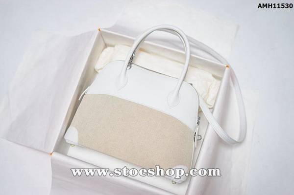 高仿包包批發愛馬仕Hermes Bolide 31 愛馬仕布拼皮保齡球，帆布與swift的搭配