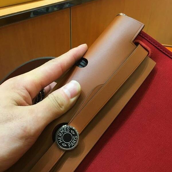 原單愛馬仕色Herbag 31Cm 暗紅/金棕（男女神通用版 最學院派的包袋 神名：她的包）