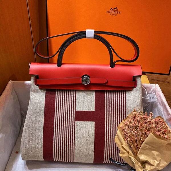 最高等級愛馬仕全網最新最高版性價比升級版 Herbag 31cm 明星產品 獨家定制控貨】絲印（紅）杏色/紅色/紅色（內縫）