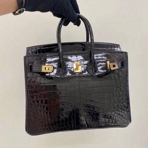 高仿A貨愛馬仕Special order 特別定制： Birkin 25 進口亮面兩點 尼羅鱷Shiny Niloticus 89黑色 金扣，永恆的經典 頂級品質