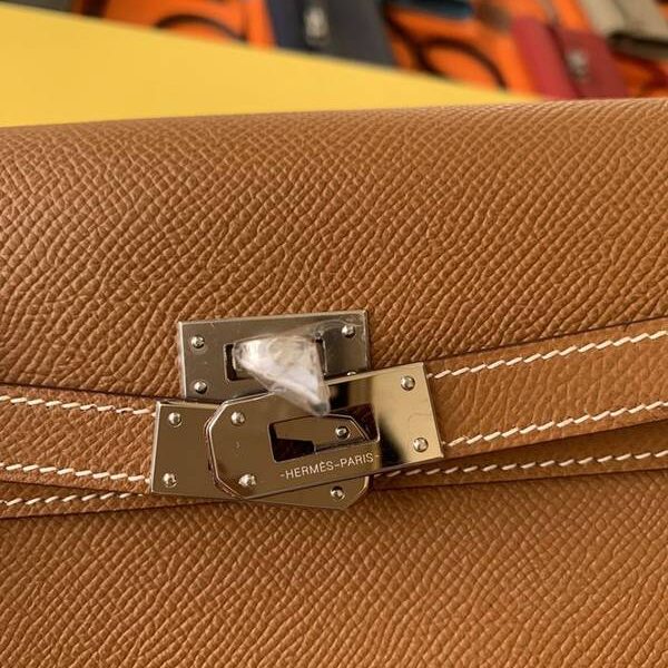 高仿愛馬仕Ｈ新品 Kelly to go woc 土黃/金銀扣