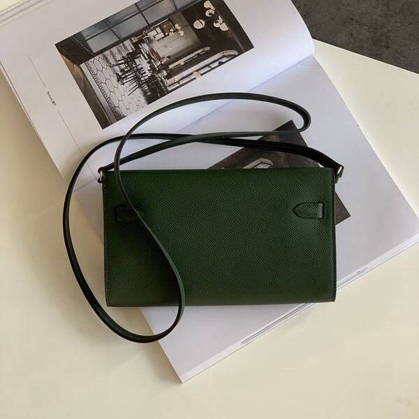 奢侈品愛馬仕Ｈ新品 Kelly to go woc 軍綠/金銀扣