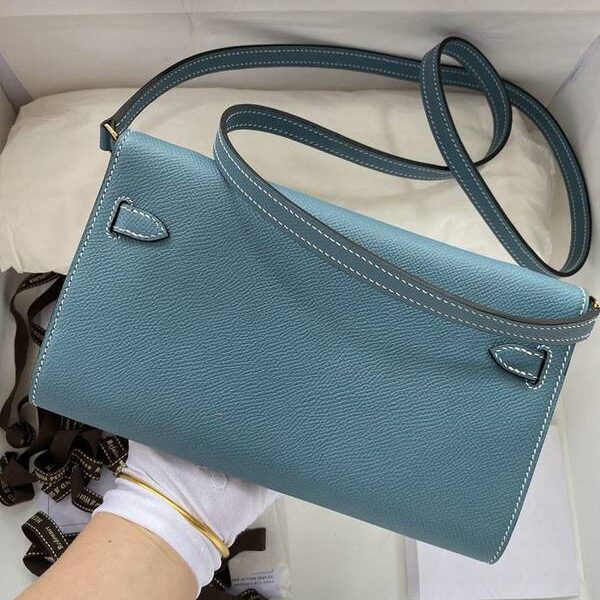 最高等級愛馬仕Ｈ新品 Kelly to go woc 牛仔藍/金扣