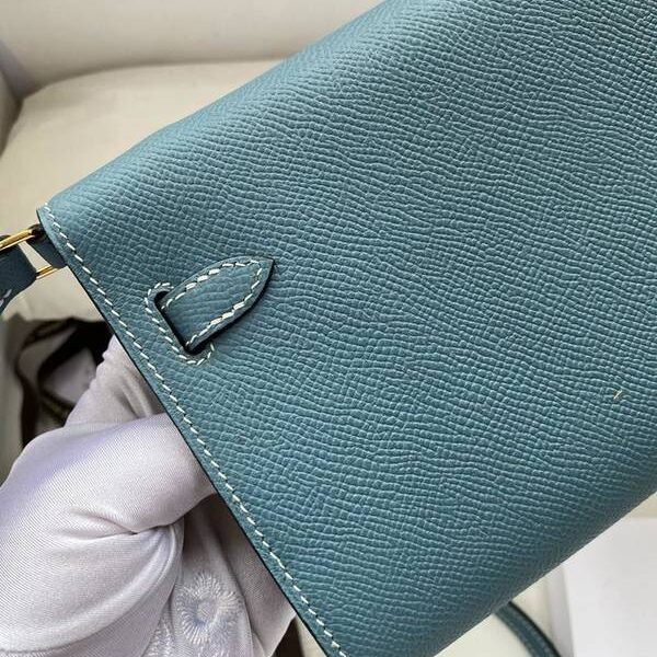最高等級愛馬仕Ｈ新品 Kelly to go woc 牛仔藍/金扣