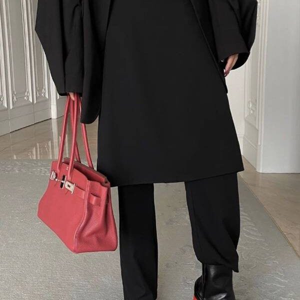 A貨之家愛馬仕Shoulder birkin 深受各路時尚大神的喜愛 隨隨便便一拍就是大片，氣場十足