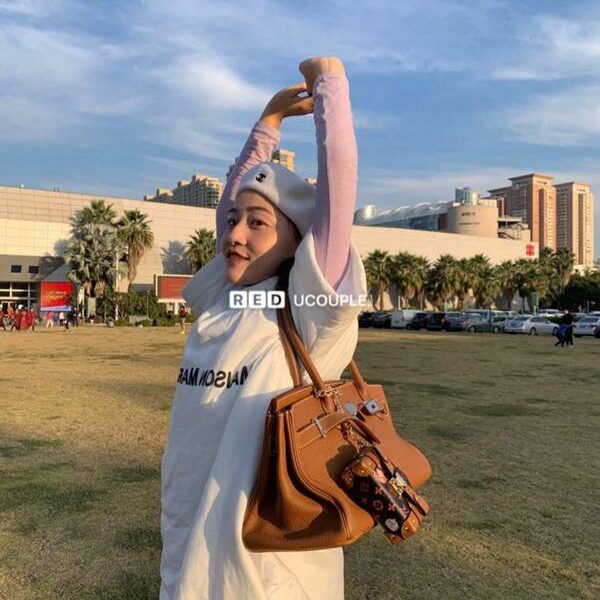 高仿原單愛馬仕Shoulder birkin 金棕 可甜美可帥氣 上身超好看
