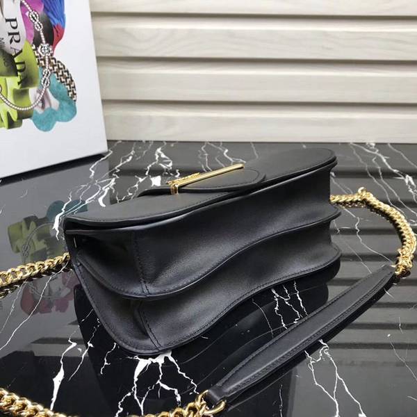 奢侈品prada專櫃最新爆款1BD184小牛皮金屬鏈條肩帶ddprada-10066 5 奢侈品prada專櫃最新爆款1BD184小牛皮金屬鏈條肩帶ddprada-10066