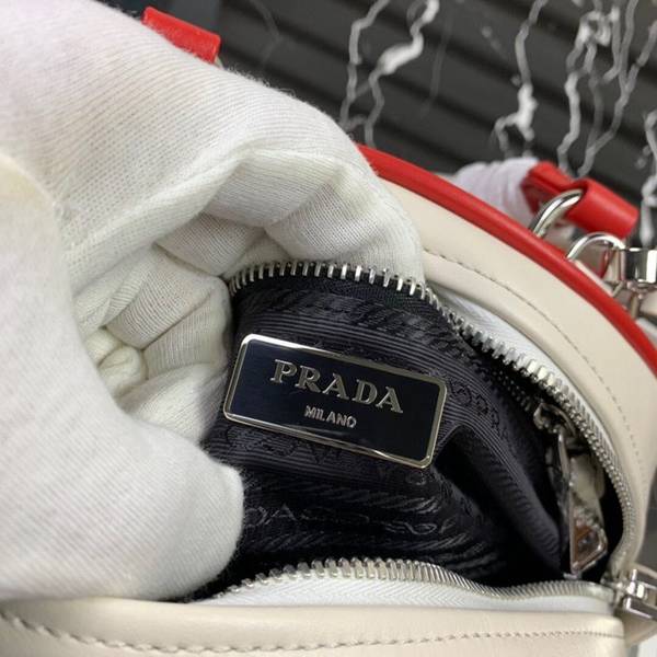 a貨prada2020年專櫃最新款女士手提包1BD071進口小牛皮ddprada-10158 9 a貨prada2020年專櫃最新款女士手提包1BD071進口小牛皮ddprada-10158