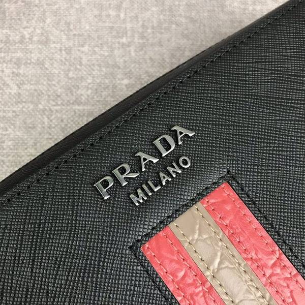 原單a貨原單prada男士手包專櫃最新款式2VF017黑色+紅灰/彩帶鱷魚皮義大利頂級原單十字紋牛皮ddprada-10214 5 原單a貨原單prada男士手包專櫃最新款式2VF017黑色+紅灰/彩帶鱷魚皮義大利頂級原單十字紋牛皮ddprada-10214