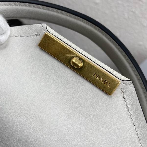 高仿名牌包 prada2020年新款方胖子 9 高仿名牌包 prada2020年新款方胖子
