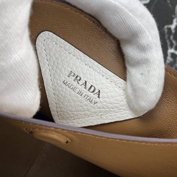 A貨之家頂級原單prada2020最新款1BC127菜籃子水桶包小牛皮菜籃子托特腋下包ddprada-10261 7 A貨之家頂級原單prada2020最新款1BC127菜籃子水桶包小牛皮菜籃子托特腋下包ddprada-10261