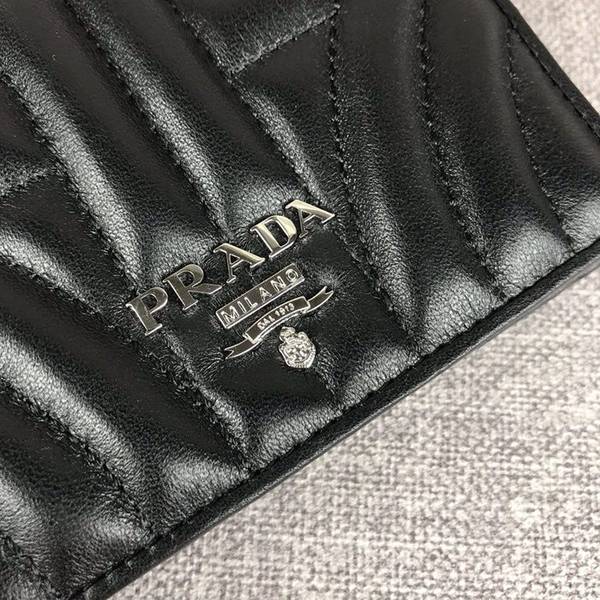 奢侈品原單prada爆款女士短夾1MV204黑色/繡線散字嘜義大利頂級原單納帕牛皮ddprada-10391 4 奢侈品原單prada爆款女士短夾1MV204黑色/繡線散字嘜義大利頂級原單納帕牛皮ddprada-10391