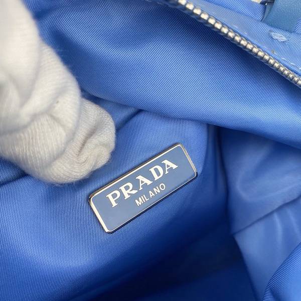 A貨 prada 尼龍小方包 8 A貨 prada 尼龍小方包
