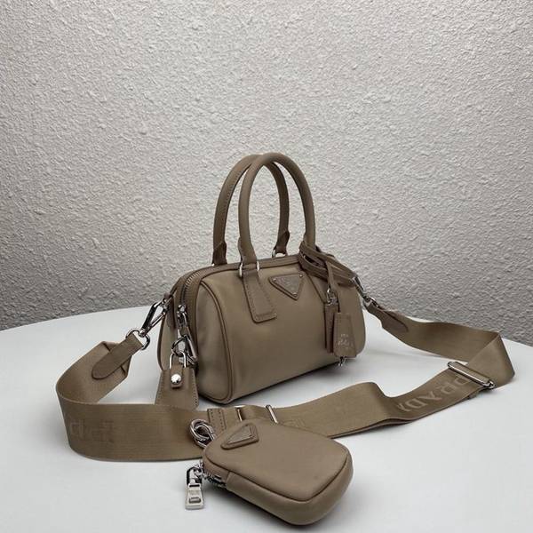 高仿包包頂級原單2020春夏最新波士頓包1BB846波土頓三合一 prada hyper leaves波斯士三合一枕頭包進口高光十字紋牛皮/尼龍布料ddprada-10601 2 高仿包包頂級原單2020春夏最新波士頓包1BB846波土頓三合一 prada hyper leaves波斯士三合一枕頭包進口高光十字紋牛皮/尼龍布料ddprada-10601