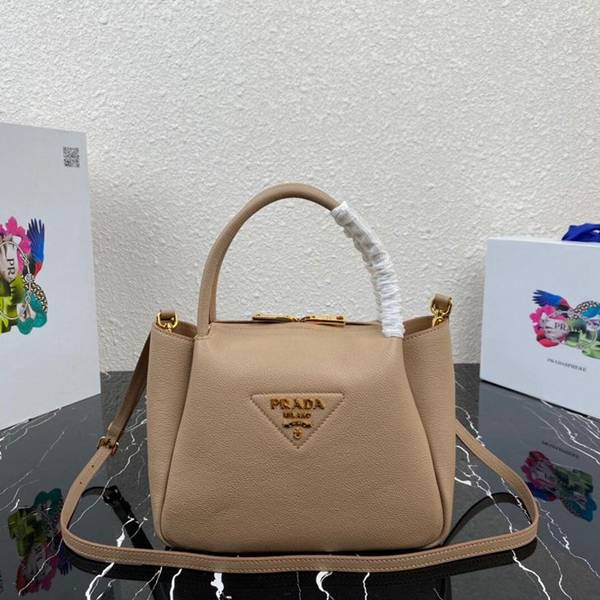 高仿頂級高仿包包prada專櫃新款1BC145進口柔軟小牛皮手提包ddprada-10695 1 高仿頂級高仿包包prada專櫃新款1BC145進口柔軟小牛皮手提包ddprada-10695