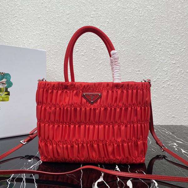 高仿精品prada 2020皺褶購物包 1 高仿精品prada 2020皺褶購物包