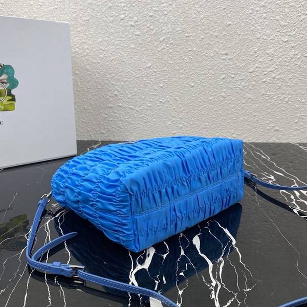 高仿包頂級高仿包包nylon 皺褶購物袋1BG321 2020新推出的新購物袋ddprada-10964 4 高仿包頂級高仿包包nylon 皺褶購物袋1BG321 2020新推出的新購物袋ddprada-10964