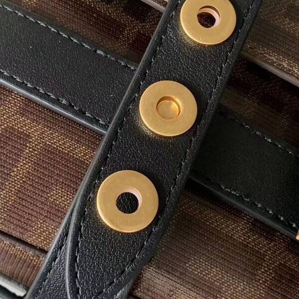高仿名牌芬迪原單原版頭層牛皮機車包fendi-11602